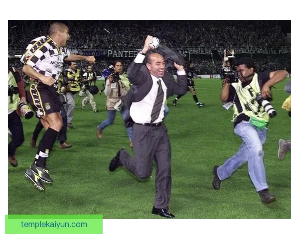 波尔图在葡超联赛中连续夺冠，表现稳健引发关注