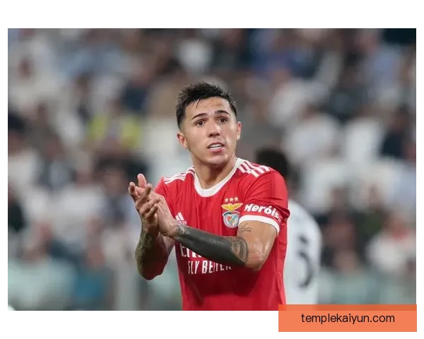 恩佐在新赛季表现不断提升，球队竞争力增强受到关注。